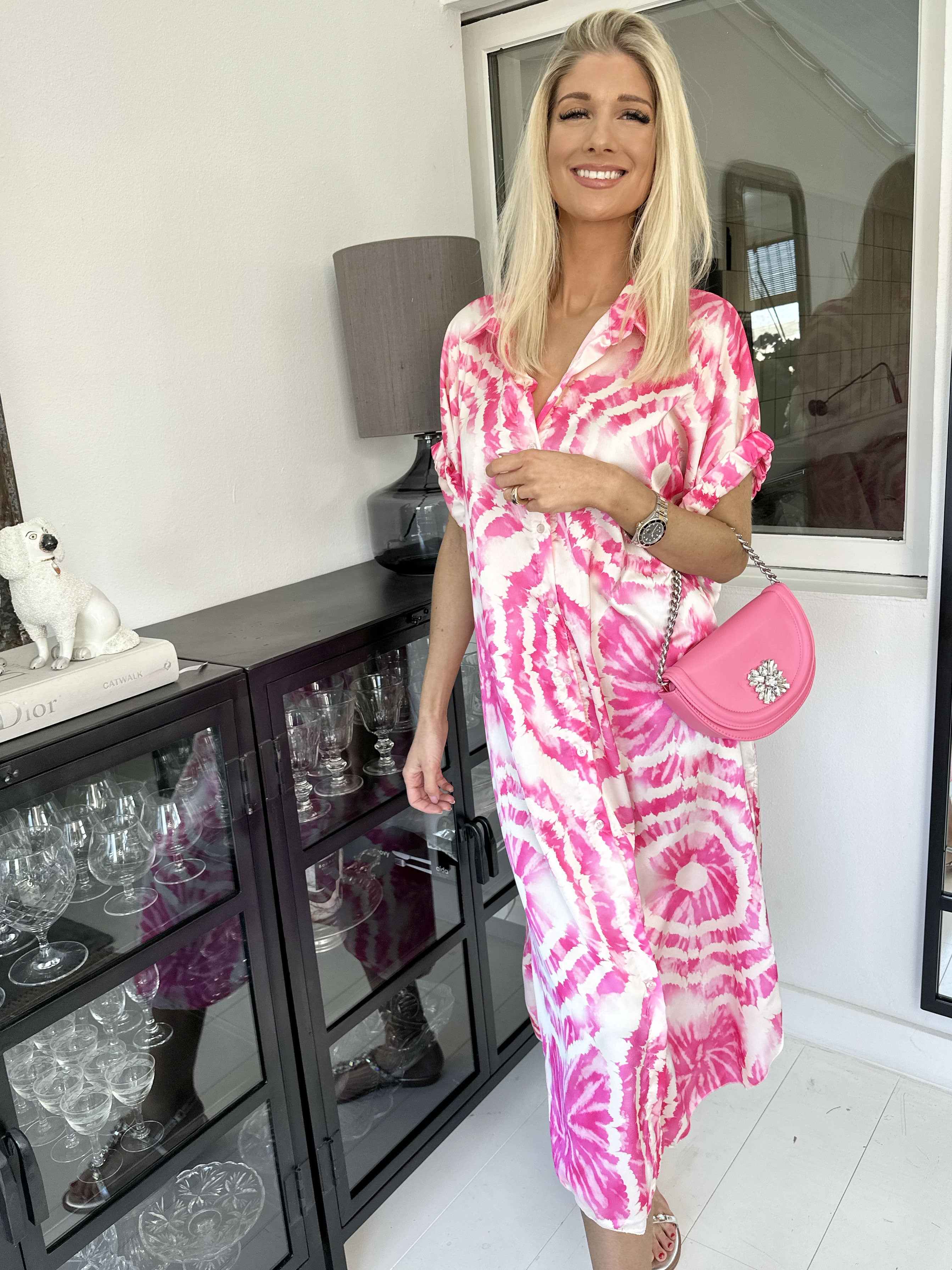 Erin - Skjortekjole med knapper og batikmønster